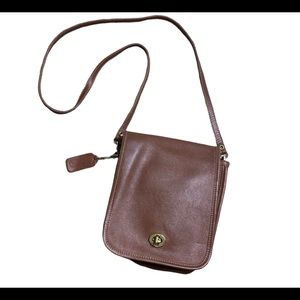 Coach vintage genuine brown leather shoulder bag purse